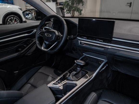 Geely Emgrand Flagship, 1.5 л, АТ, 2024 фото 7