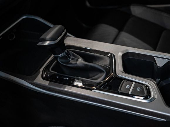 Geely Emgrand Flagship, 1.5 л, АТ, 2024 фото 2