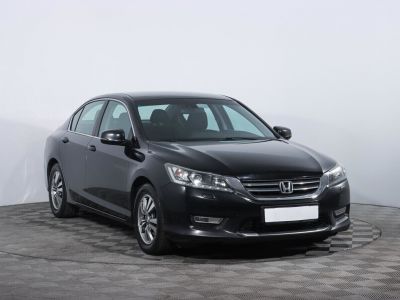 Honda Accord, 2.4 л, АКПП, 2013 фото 5