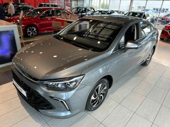 BAIC U5 Plus Honor, 1.5 л, Вариатор, 2025 фото 3