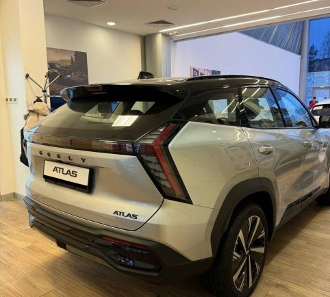 Geely Atlas Premium, 1.5 л, Робот, 2024 фото 5