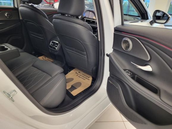 Chery Arrizo 8 Prestige, 1.6 л, Робот, 2024 фото 2