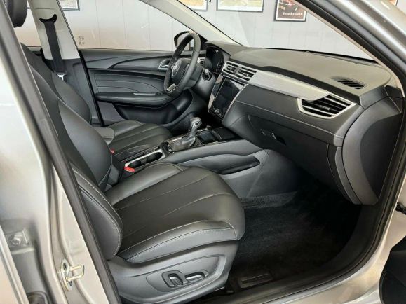 MG 5 Deluxe, 1.5 л, Вариатор, 2024 фото 7