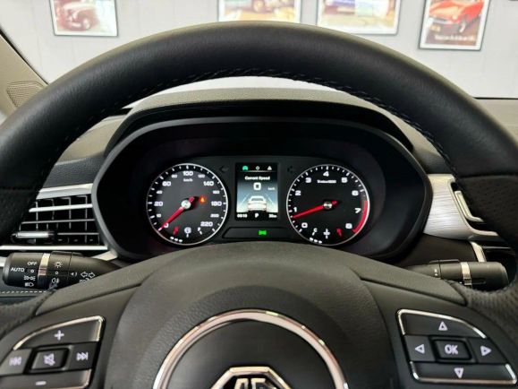 MG 5 Deluxe, 1.5 л, Вариатор, 2024 фото 10