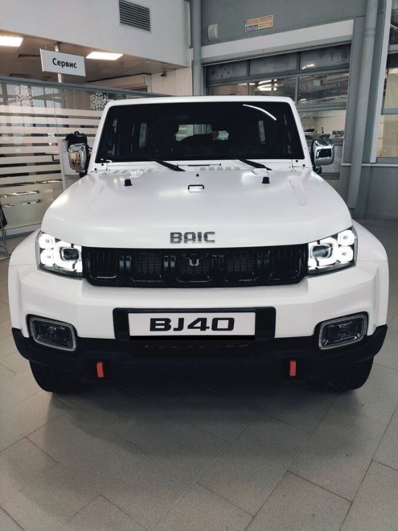 BAIC BJ40 Exclusive, 2.0 л, АТ, 2024 фото 5