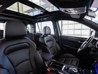 SWM G05 Pro Family 4, 1.5 л, Робот, 2024 фото 10