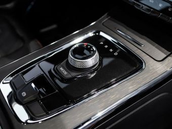 SWM G05 Pro Family 4, 1.5 л, Робот, 2024 фото 13