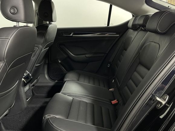 Skoda Superb Luxury, 2.0 л, Робот, 2024 фото 8