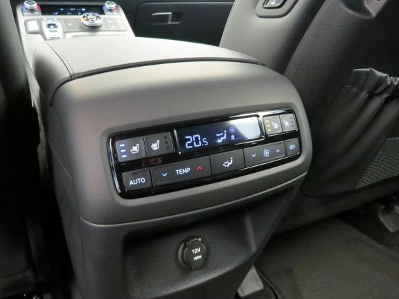 Hyundai Palisade Calligraphy, 2.2 л, АТ, 2024 фото 11