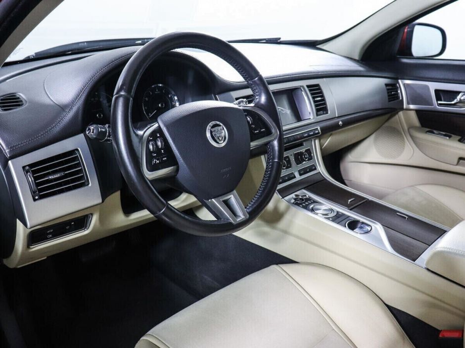 Jaguar XF, 3.0 л, АТ, 2012 фото 11