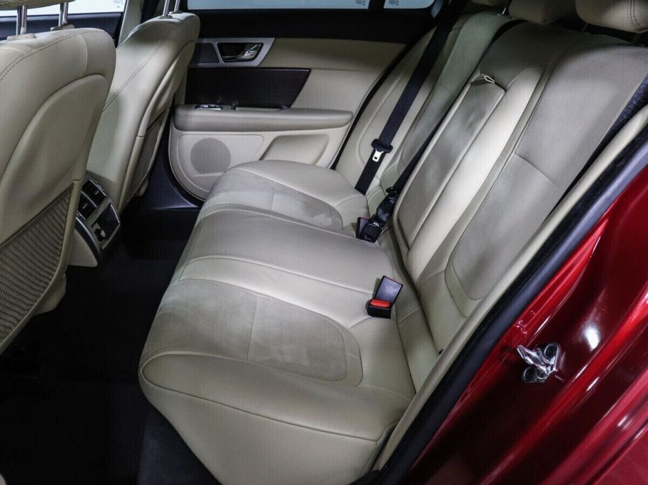 Jaguar XF, 3.0 л, АТ, 2012 фото 1