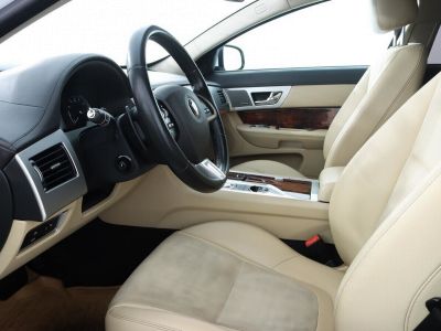 Jaguar XF, 2.0 л, АКПП, 2014 фото 10