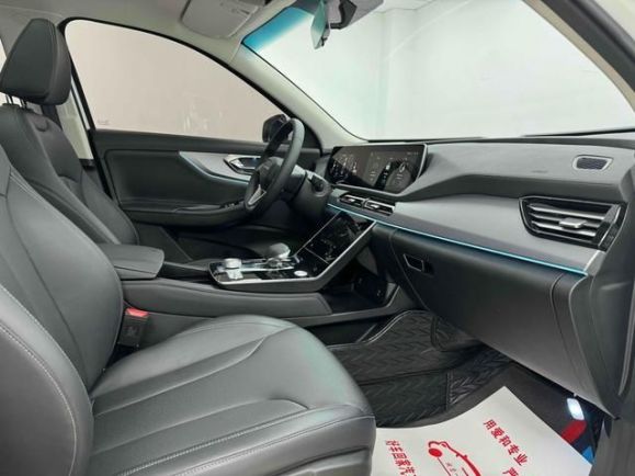 BAIC X7, 1.5 л, Робот, 2023 фото 8