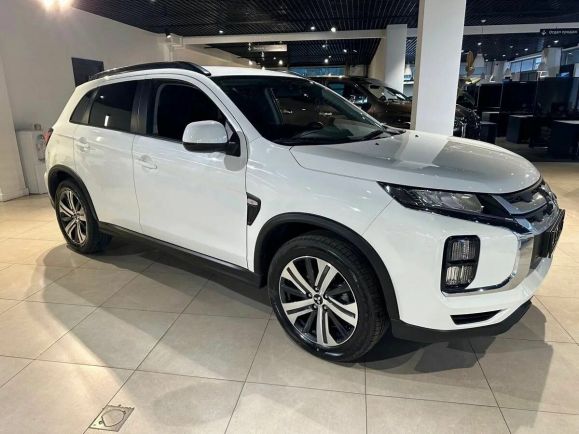 Mitsubishi ASX Instyle, 2.0 л, Вариатор, 2024 фото 4