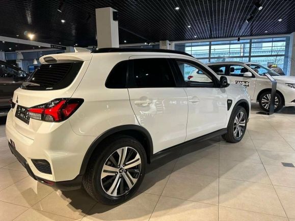 Mitsubishi ASX Instyle, 2.0 л, Вариатор, 2024 фото 6