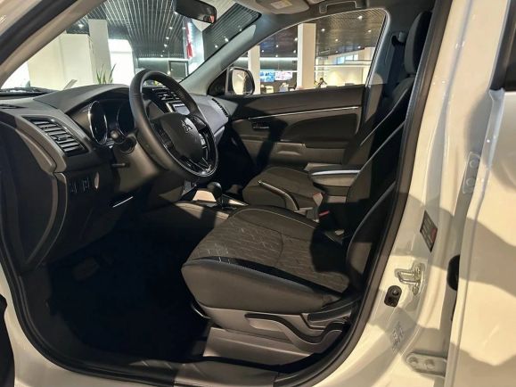 Mitsubishi ASX Instyle, 2.0 л, Вариатор, 2024 фото 7