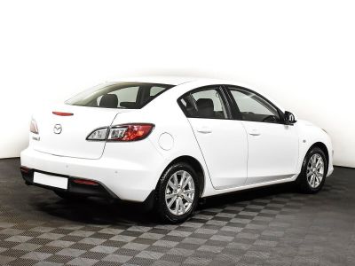 Mazda 3, 1.6 л, АКПП, 2011 фото 4