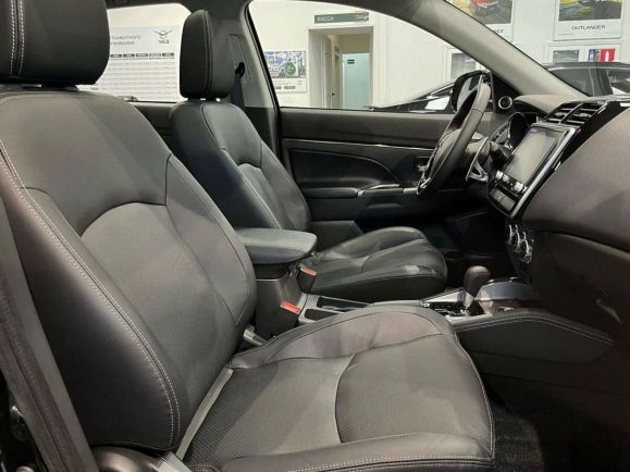 Mitsubishi ASX Instyle Black Edition, 2.0 л, Вариатор, 2024 фото 9