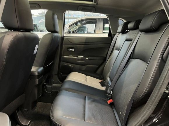 Mitsubishi ASX Instyle Black Edition, 2.0 л, Вариатор, 2024 фото 2