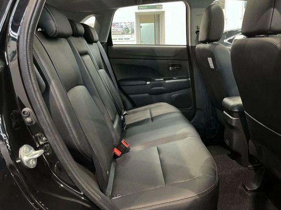 Mitsubishi ASX Instyle Black Edition, 2.0 л, Вариатор, 2024 фото 1