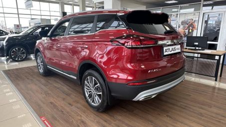 Geely Atlas Pro Comfort, 1.5 л, АТ, 2024 фото 4