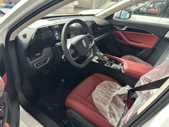 FAW Bestune B70, 2.0 л, АТ, 2024 фото 1