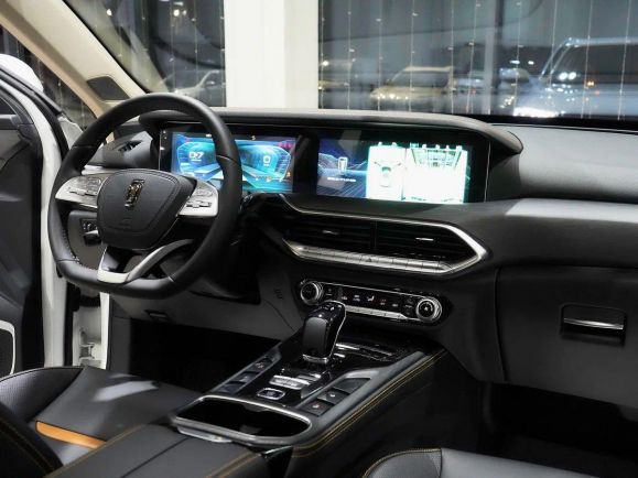 FAW Bestune T77 Luxury (DCT), 1.5 л, Робот, 2024 фото 15