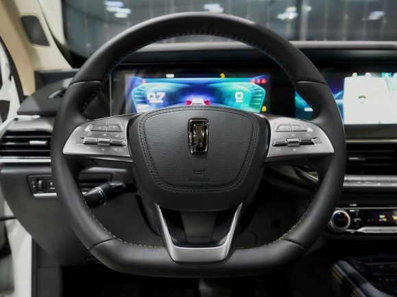 FAW Bestune T77 Luxury (DCT), 1.5 л, Робот, 2024 фото 2