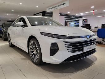 FAW Bestune B70 Prestige, 2.0 л, АТ, 2024 фото 4
