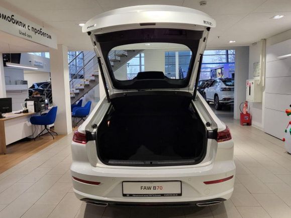 FAW Bestune B70 Prestige, 2.0 л, АТ, 2024 фото 6