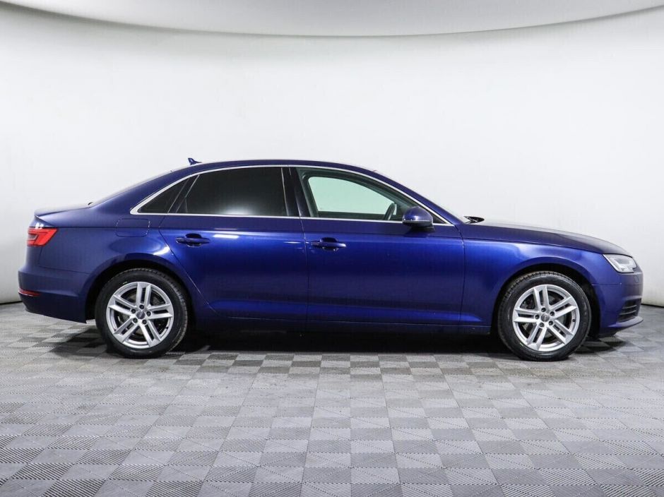 Audi A4, 2.0 л, Робот, 2017 фото 10