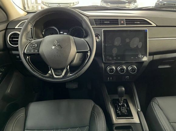 Mitsubishi ASX Instyle, 2.0 л, Вариатор, 2024 фото 7