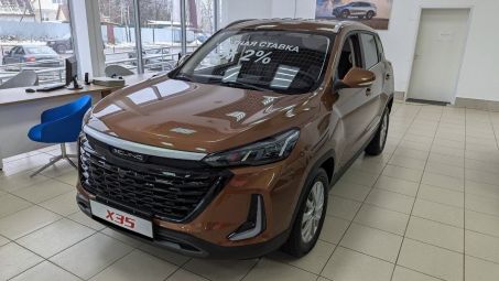 BAIC X35, 1.5 л, Вариатор, 2024 фото 3