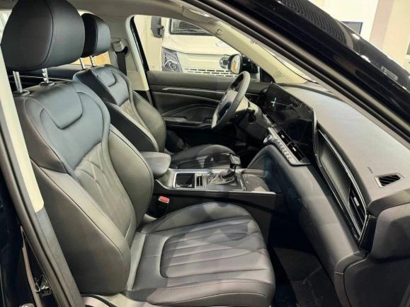 FAW Bestune T55 Beyond, 1.5 л, Робот, 2024 фото 6