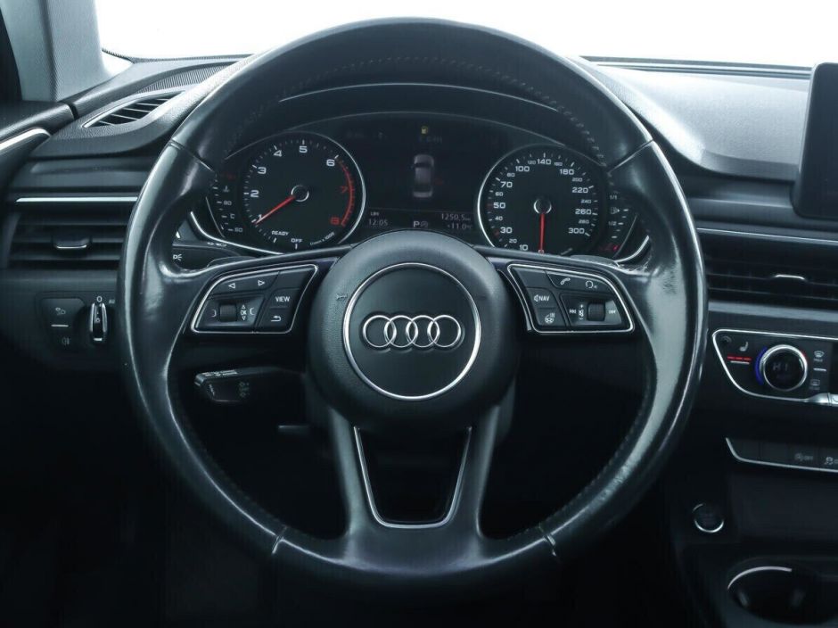 Audi A4, 1.4 л, Робот, 2015 фото 14