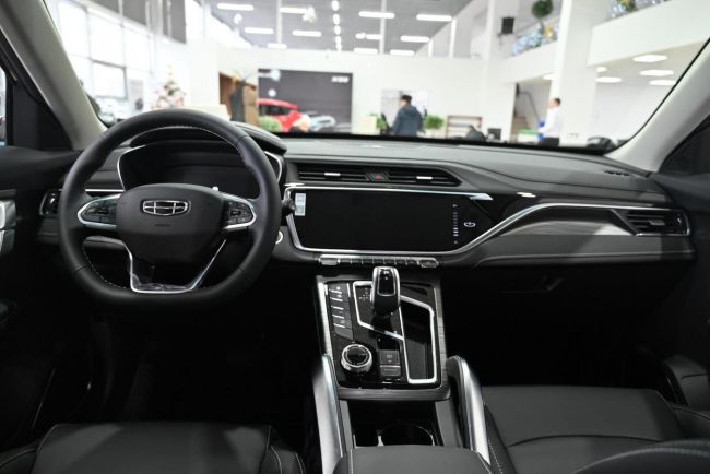 Geely Atlas Pro Comfort, 1.5 л, АТ, 2024 фото 8