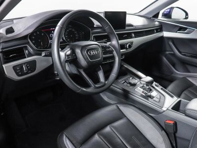 Audi A4, 2.0 л, РКПП, 2016 фото 11