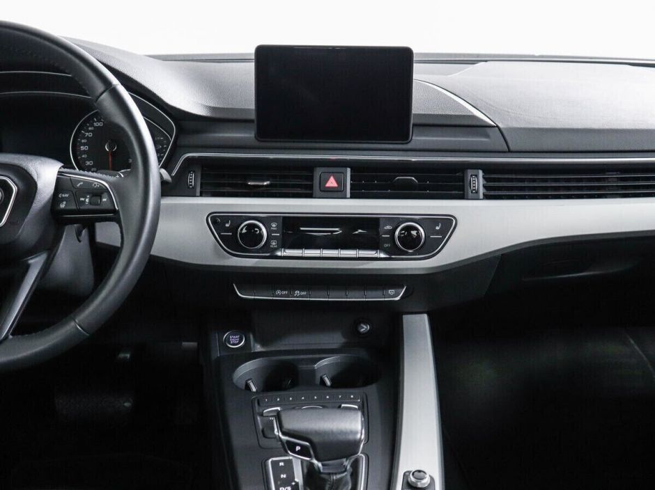 Audi A4, 2.0 л, Робот, 2016 фото 13