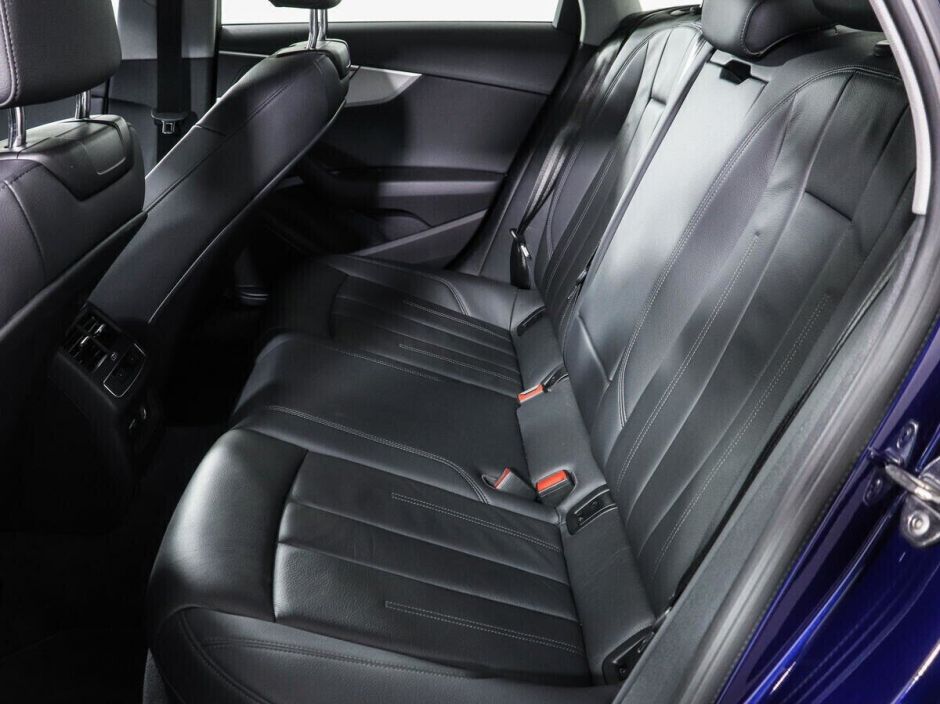 Audi A4, 2.0 л, Робот, 2016 фото 2