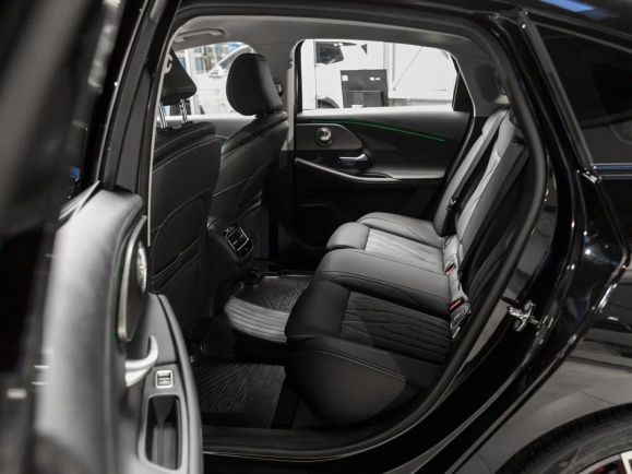 Chery Arrizo 8 Prestige, 1.6 л, Робот, 2024 фото 1