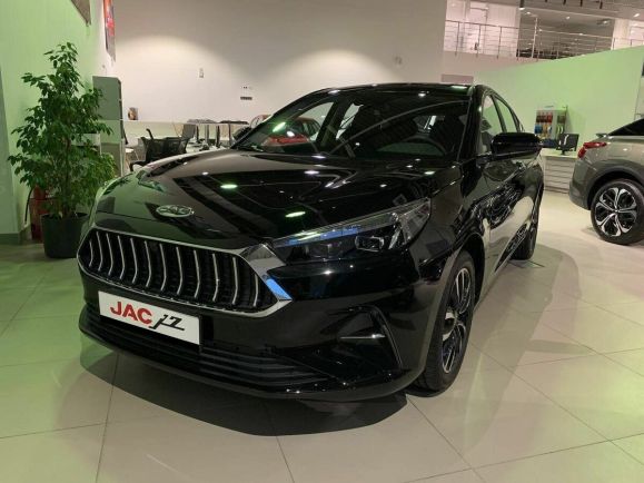 JAC J7 Luxury, 1.5 л, Вариатор, 2025 фото 3