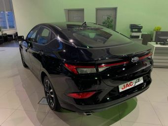 JAC J7 Luxury, 1.5 л, Вариатор, 2025 фото 4