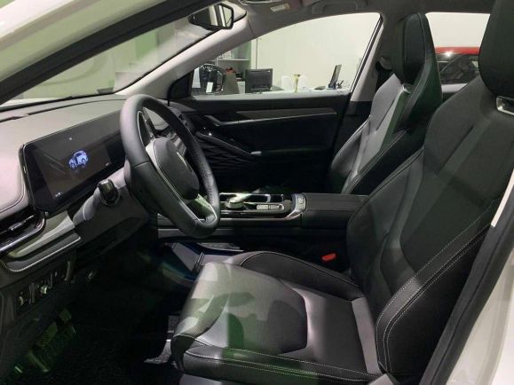 JAC JS6 Luxury, 1.5 л, Робот, 2024 фото 2