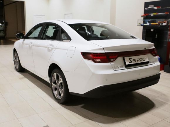 Livan S6 Pro Premium, 1.5 л, Робот, 2024 фото 6