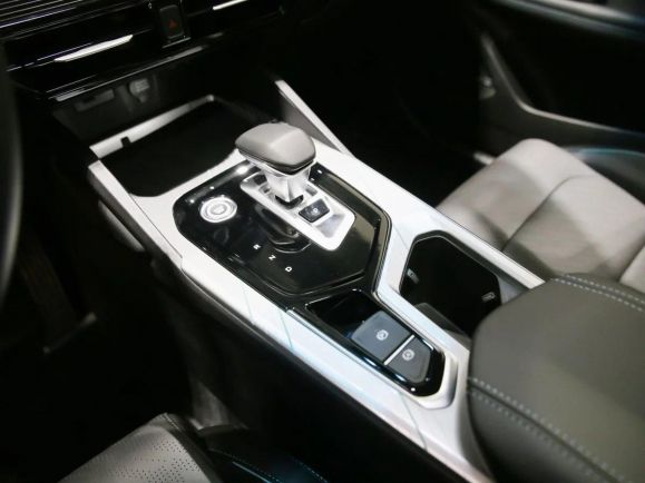 Livan S6 Pro Premium, 1.5 л, Робот, 2024 фото 12