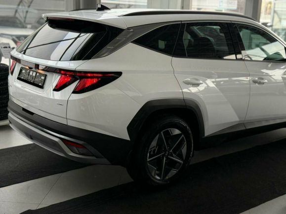 Hyundai Tucson Travel, 2.0 л, АТ, 2024 фото 5