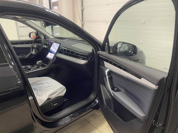 Geely Atlas Flagship, 2.0 л, АТ, 2024 фото 2