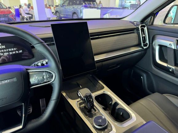 Jaecoo J7 Ultimate, 1.6 л, Робот, 2024 фото 8