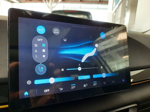 BAIC X55, 1.5 л, Робот, 2024 фото 11