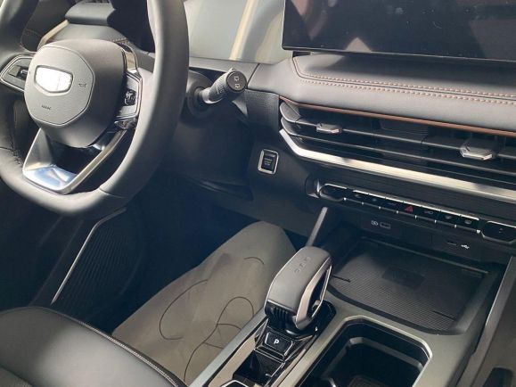 Geely Okavango Luxury, 2.0 л, Робот, 2024 фото 8